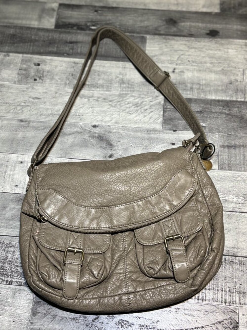 Annabell Messanger Crossbody-Dark Grey
